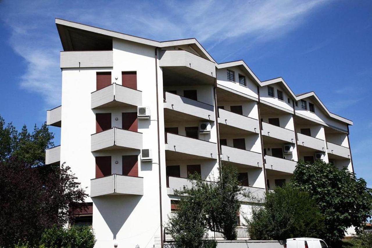 Il Gabbiano Residence Кьянчано-Терме Экстерьер фото