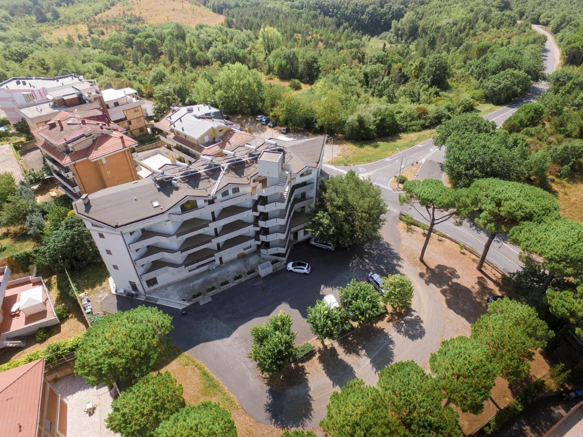 Il Gabbiano Residence Кьянчано-Терме Экстерьер фото